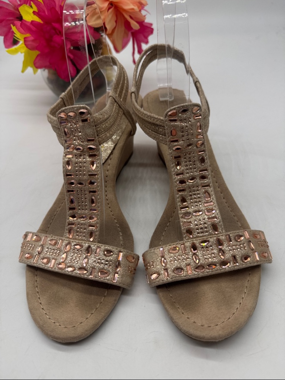 New York Transit Friendship Tan Wedge Sandals with Gem T-Strap Size 10 MCW9872B - Picture 2 of 8